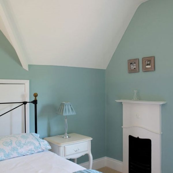 Green Blue No.84 farrow and ball